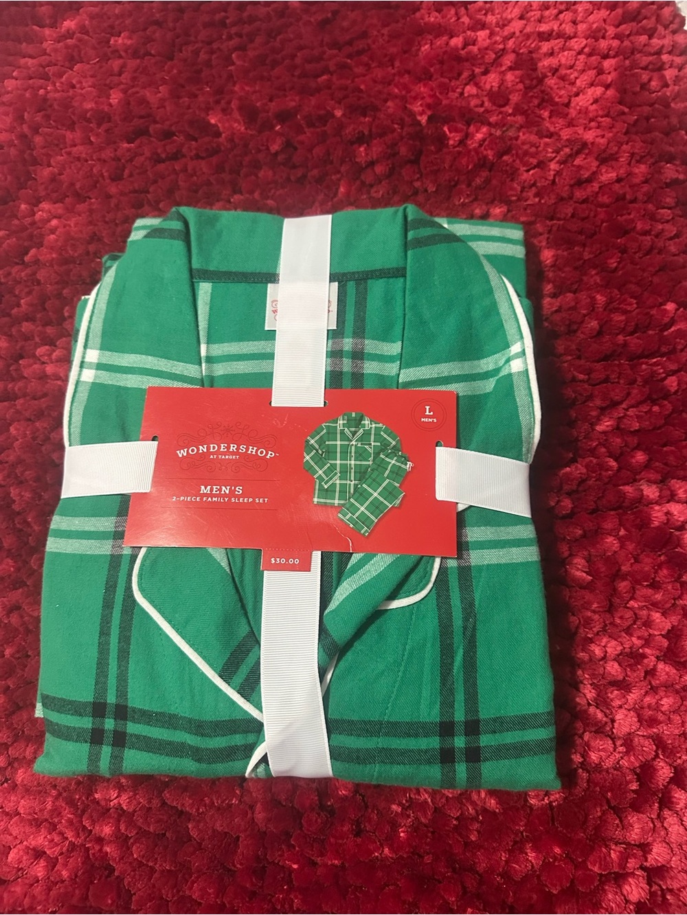Wondershop Green Plaid Kids Pajama Set with White Piping